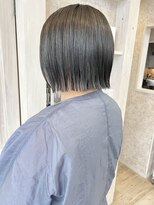 キャアリー(Caary)&nbsp;福山Caary20代30代40代髪質改善ストレートぱつんとタイトボブ