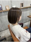 切りっぱなしボブ×グレージュ