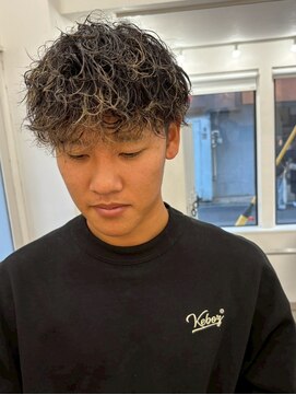 一鳳庵　【イオアン】 波巻き　ツイストスパイラル　フェザーパーマ