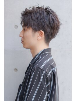 シータの写真/【お仕事帰りに◎】歴20年以上のオーナーがマンツーマンで施術！再現性の高いカットで朝のセットも楽に♪