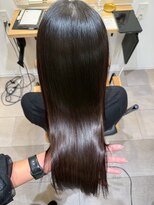 クク(coucou) 乾かすだけでまとまる髪質改善ストレートで朝をラクに♪