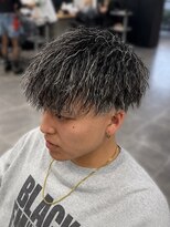 心斎橋 カイ(X)&nbsp;メンズ/メンズメッシュ/メンズパーマ/ホワイトメッシュ/men's