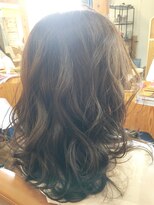 ララテラス(LaLa Terrace)&nbsp;～LaLa Terrace流～　カーキアッシュ×大人かわいいセミディ