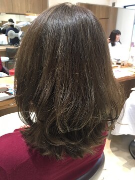 ネオリーブニコ 大井町店(Neolive Nico) 【neolive nico 大井町店】 カーキアッシュ ハイライト