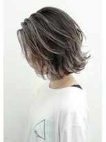 トルネード(TORNADO)&nbsp;外国人風ボブ ハイライトバレイヤージュ ソフトウルフ白髪ぼかし