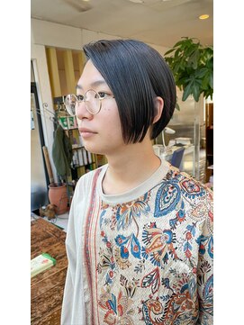 メメクンスター(MEME KUNSTER) 前下がりボブ