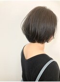 王道ショートボブ×スモーキーブラウン