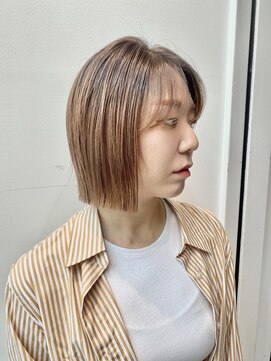 ステア ケース(stair case) 韓国　タッセルボブ　切りっぱなしボブ