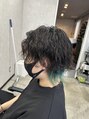 シラス(SiLasu)&nbsp;センターパートウルフ×波巻きツイスパmix