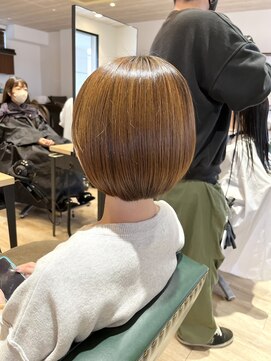 サラ(sarah) ツヤツヤ/ミニボブ