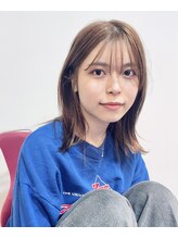 ヴィス ベリー店 軽やか外ハネレイヤースタイル【長尾克則】