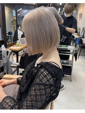 ミィ 浦和(mee) 切りっぱなしボブ/エアリーロング/美髪/ピンクブラウン/ 浦和