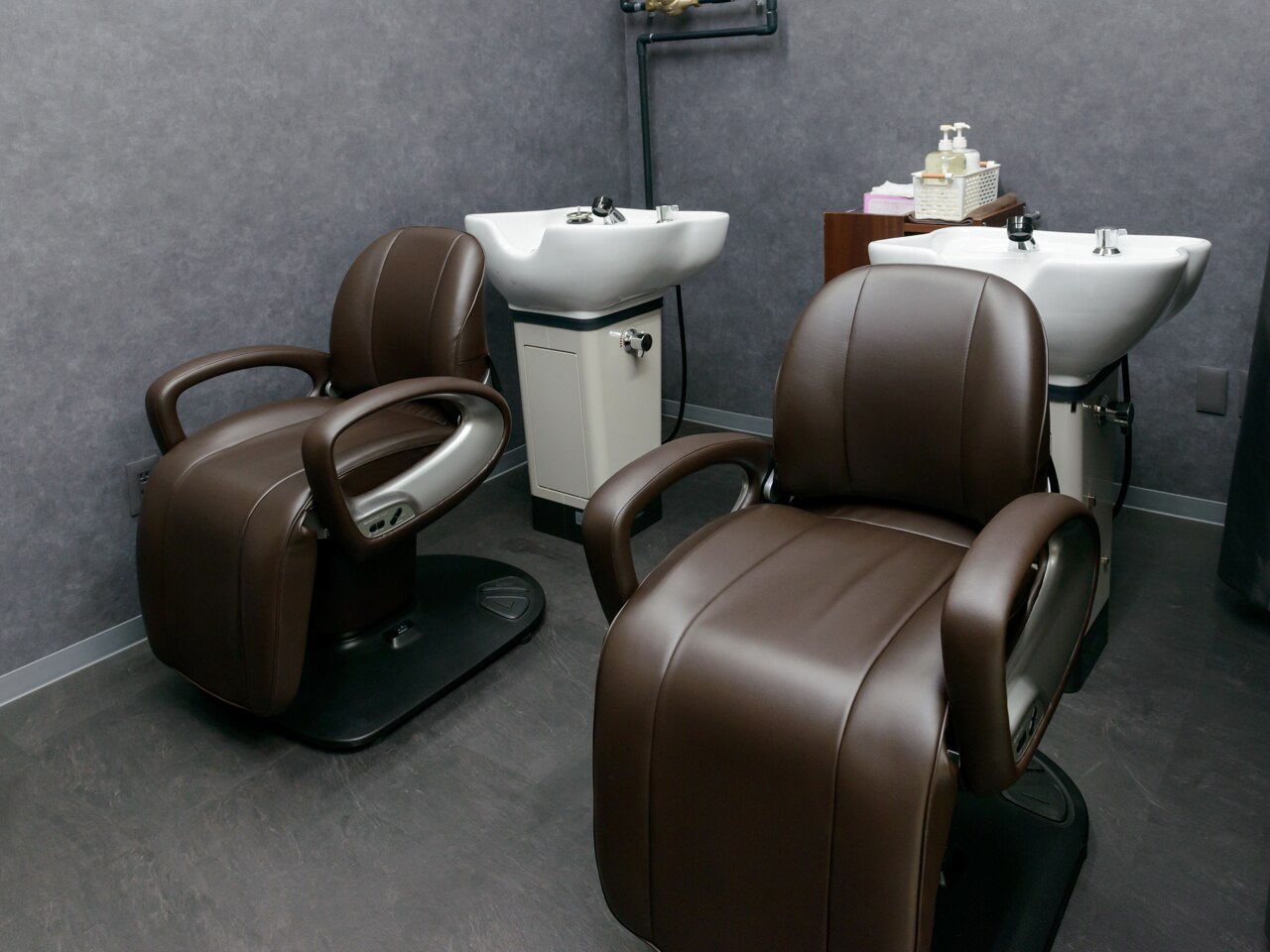 セブンカラーズプラス(SEVEN COLORS Plus)｜ホットペッパービューティー