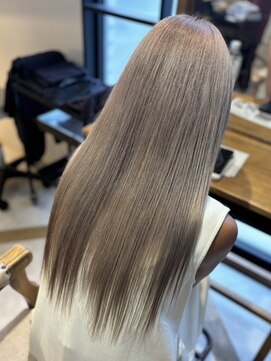 ラビスモア(Lovis moa) 切りっぱなしボブ/ピンクブラウン/エアリーロング/美髪のススメ