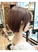 “岩田莉奈”うる艶カラー30代40代50代丸みショートひし形新宿