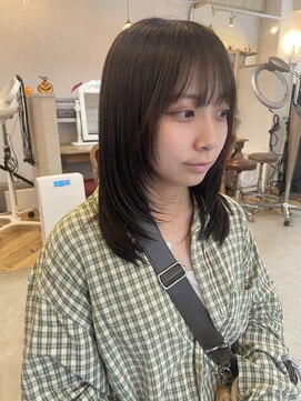 ウィ 立川(Oui) 【Oui×HIROMU】レイヤーカット/ブルーブラック/ウルフカット