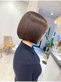 ぱつっとボブ