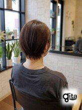 ジタ(gita)&nbsp;【襟足の浮き、クセ解消】首元すっきり大人コンパクトショート