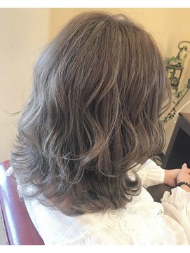 アリーナ 緑が丘店(arena) ミルクティーベージュ×ふんわりレイヤー