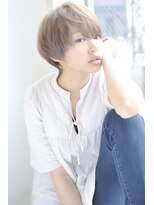 マッシュエッジショートボブWカラーアッシュ　くびれセミディ