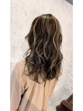 パルフェ ヘアー バイ オーク 九大学研都市(parfait hair byOAK) ハイライトグレージュ