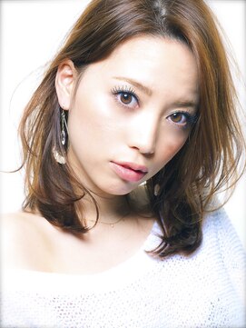 デラ バイ アフロート(DELA by afloat) 鎖骨ミディアム【DELA by afloat 西山くるみ】