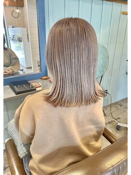 トワイロ(TOWAIRO) ホワイトベージュ