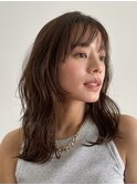 顔周りレイヤーカットくびれヘアミルクティーベージュカラー
