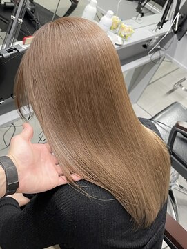 ロイス 神宮前(ROIS) ミルクティーベージュ/ダブルカラー/ケアブリーチ/ハイトーン