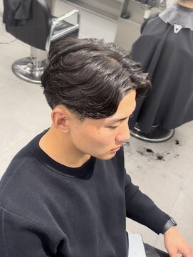 グルーマーズトウキョウ(GROOMER/S TOKYO) 【GROOMER/S 坂本】 ラフカール フェード スペインカール