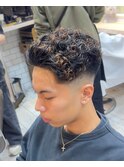 宮城リョータ　フェード　オールバック　メンズパーマ