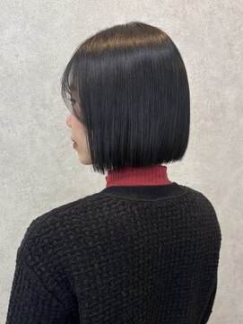 サークル(CIRCLES) ワンレングスボブ