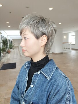 ビュートリアム 神戸(BEAUTRIUM) ウルフショート/ショートカット/ショートヘア/20代/30代/40代