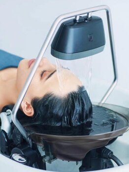 トゥーリ 城南樋井川店(tuuli)の写真/話題の《頭浸浴》で頭皮ケアを。髪と心が「ととのう」リラクゼーションをご提供【髪質改善/頭浸浴】