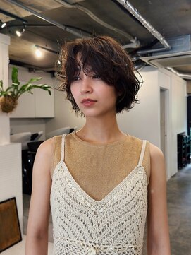 ヒュージ 三軒茶屋(huge) ショートボブ/ミニボブ/ニュアンスパーマ/顔周りカット/20代30代