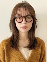 ディッセンバー 神宮前(December) シアーベージュ/顔まわりレイヤー/ミディアム