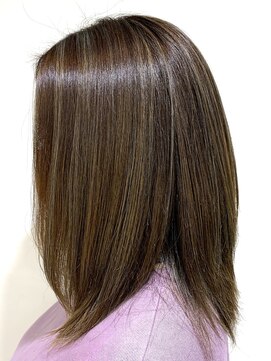 アズール 草加(azule) ハイライトカラー　ナチュラルブラウン　ブリーチ