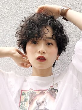 ディルト 代々木上原(DILT) マッシュショートパーマ大人カジュアルモードショートボブ黒髪