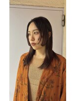 フランチェスカ(Francesca)&nbsp;顔まわりレイヤー　ストレートヘア