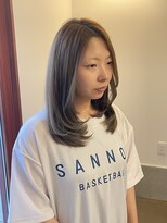 マド(mado) レイヤーカット