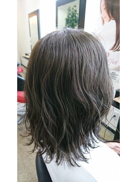 アリエーテ(ariete) 外はねボブ