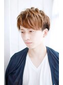 ゆるパーマのカジュアルツーブロック