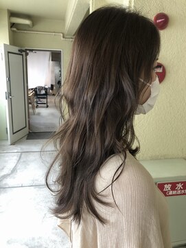 ローレンジウ(LOREN JU) 名駅/名古屋駅/学割U24/レイヤーカット/オージュア/ダブルカラー