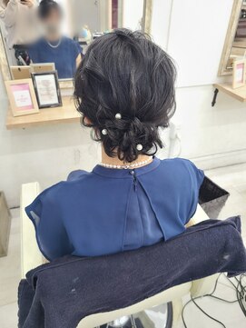 ミグ バイ クオーレ(mig by CUORE) 下めシニヨンアップ