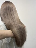 ウネルマ(unelma)&nbsp;ほんのりピンクが入ったミルクティーベージュカラー