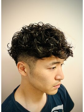 ヒロギンザバーバーショップ 新宿店(HIRO GINZA BARBER SHOP) スペインカール