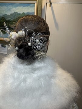 サロン ド ベルダンス(Salon de Belle danse) 成人式ヘア　振袖ヘア　卒業式ヘア　袴ヘア　カチモリヘア