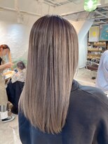 ロア インターナショナル 新宿店(LoA International)&nbsp;【LoA】ホワイトブロンド艶髪イメチェンバレイヤージュ