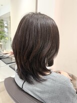 アンベリールフルー(EMBELLIR fleur) 20代30代40代50代ひし形ツヤトップふんわりCカーブカット 