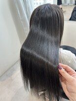 エミュスト(Emuest) ブルーブラックカラー ○